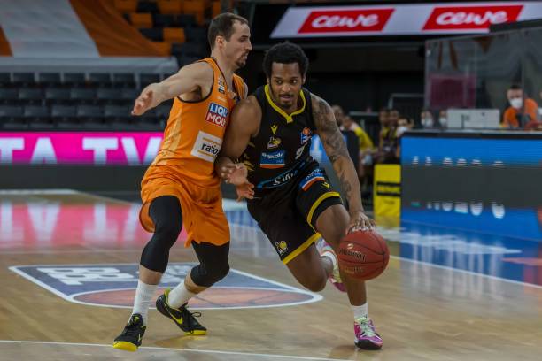 国籍是否应 国籍是否应